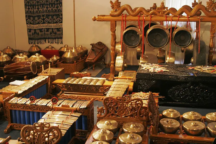 Alat musik Gamelan Kyai Grogol Utara